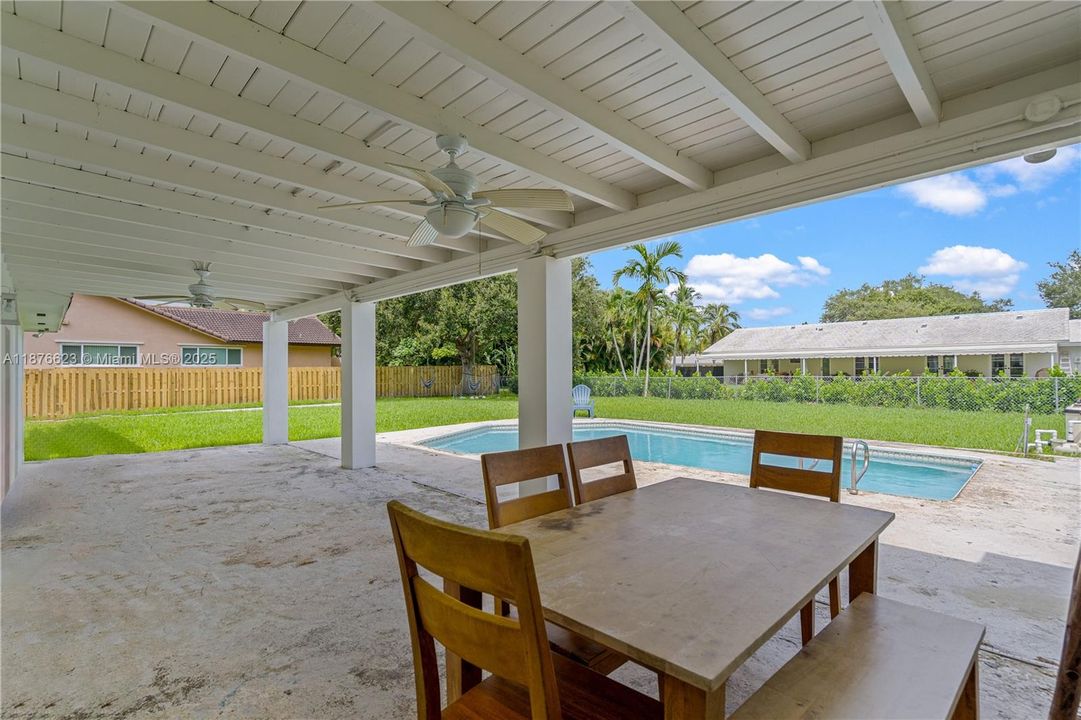 Recently Sold: $970,000 (4 beds, 2 baths, 2282 Square Feet)