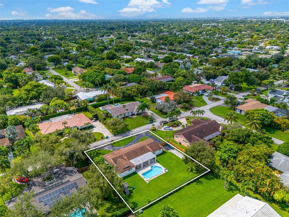 Recently Sold: $970,000 (4 beds, 2 baths, 2282 Square Feet)