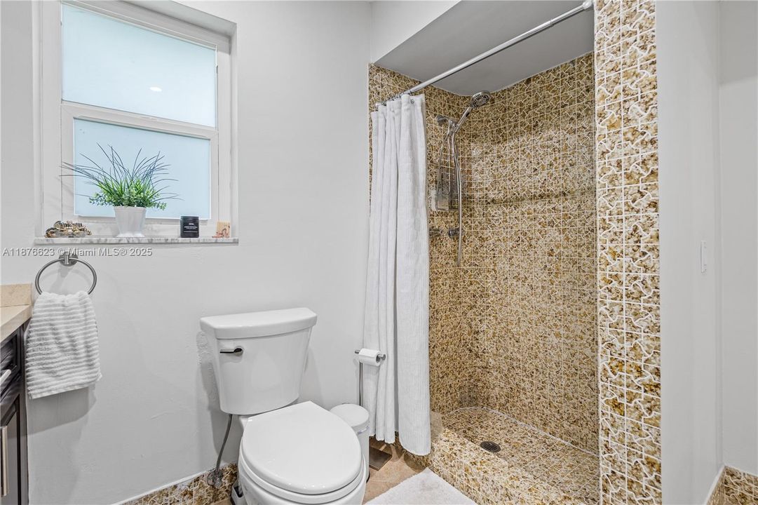 Recently Sold: $970,000 (4 beds, 2 baths, 2282 Square Feet)