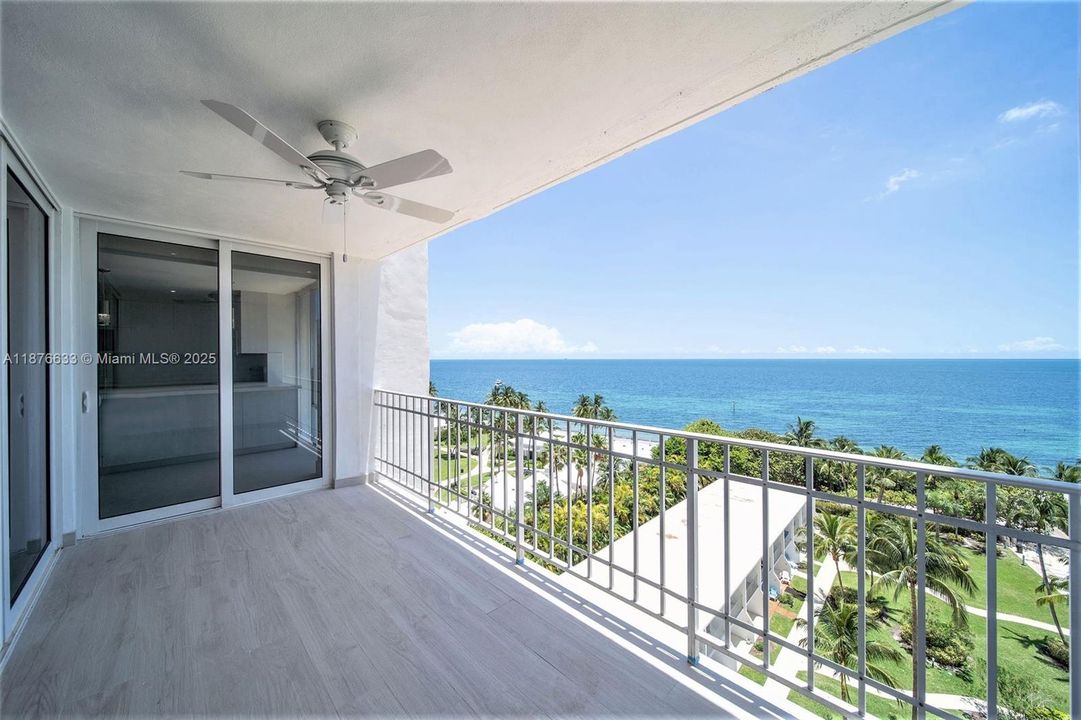 Недавно арендовано: $8,500 (2 спален, 2 ванн, 1875 Квадратных фут)