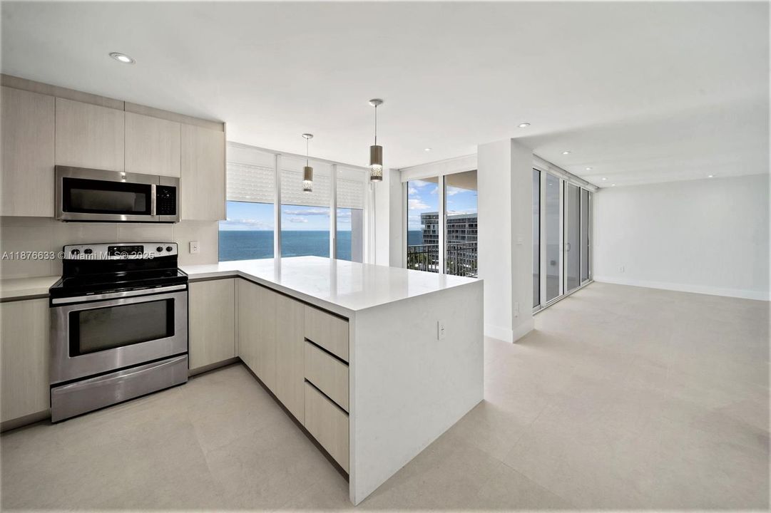 Недавно арендовано: $8,500 (2 спален, 2 ванн, 1875 Квадратных фут)