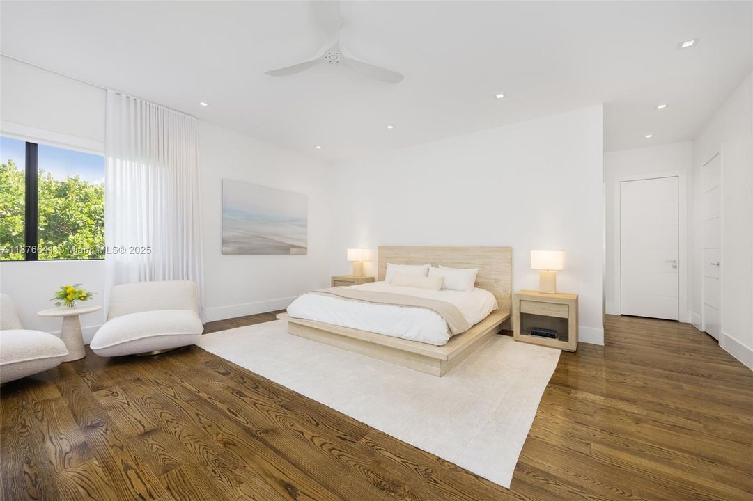 En Venta: $4,900,000 (5 camas, 5 baños, 4241 Pies cuadrados)