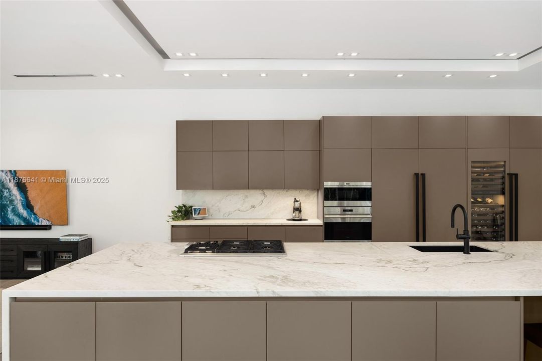 En Venta: $4,900,000 (5 camas, 5 baños, 4241 Pies cuadrados)