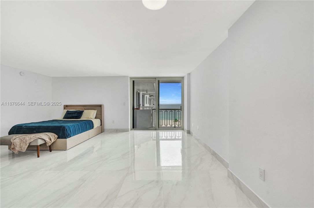 For Sale: $498,500 (0 beds, 1 baths, 538 Square Feet)