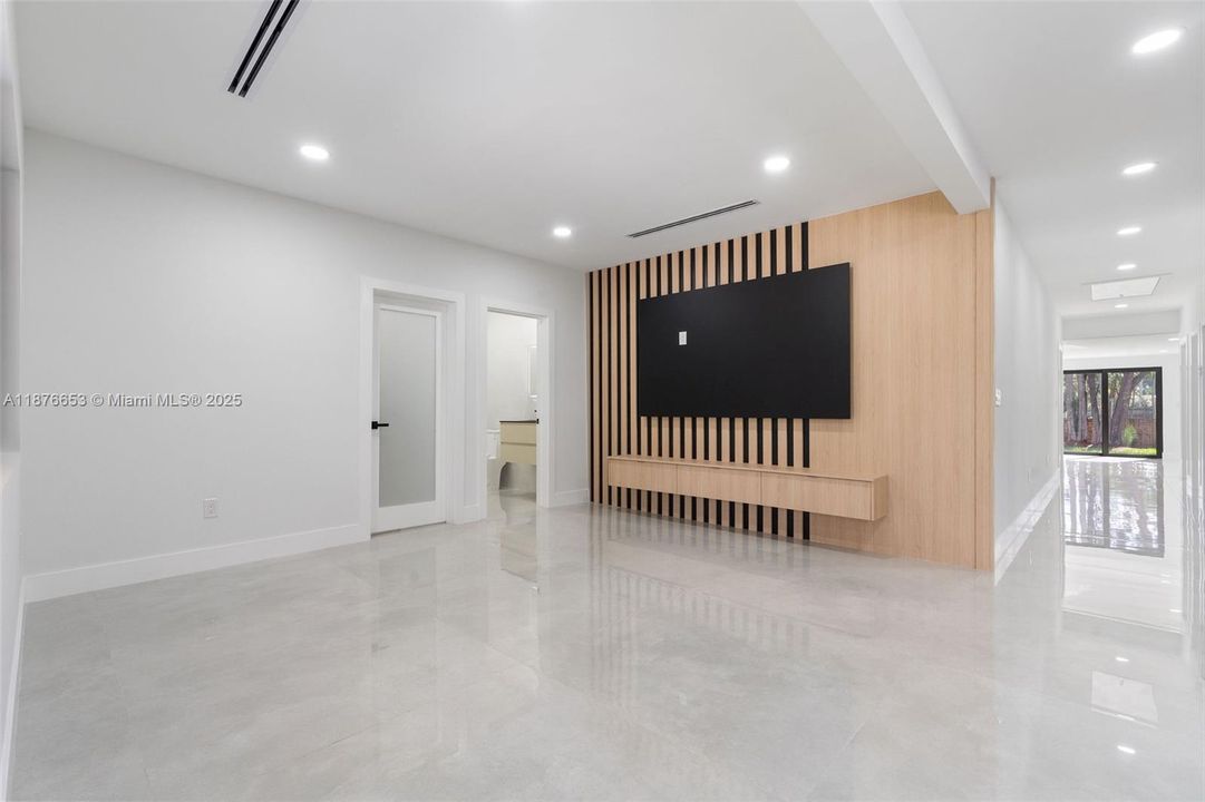 待售: $1,375,000 (5 贝兹, 4 浴室, 3214 平方英尺)