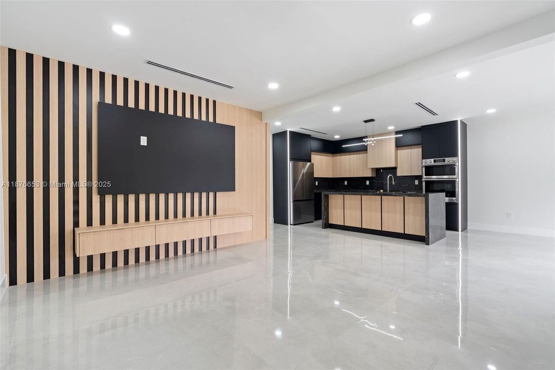 待售: $1,375,000 (5 贝兹, 4 浴室, 3214 平方英尺)