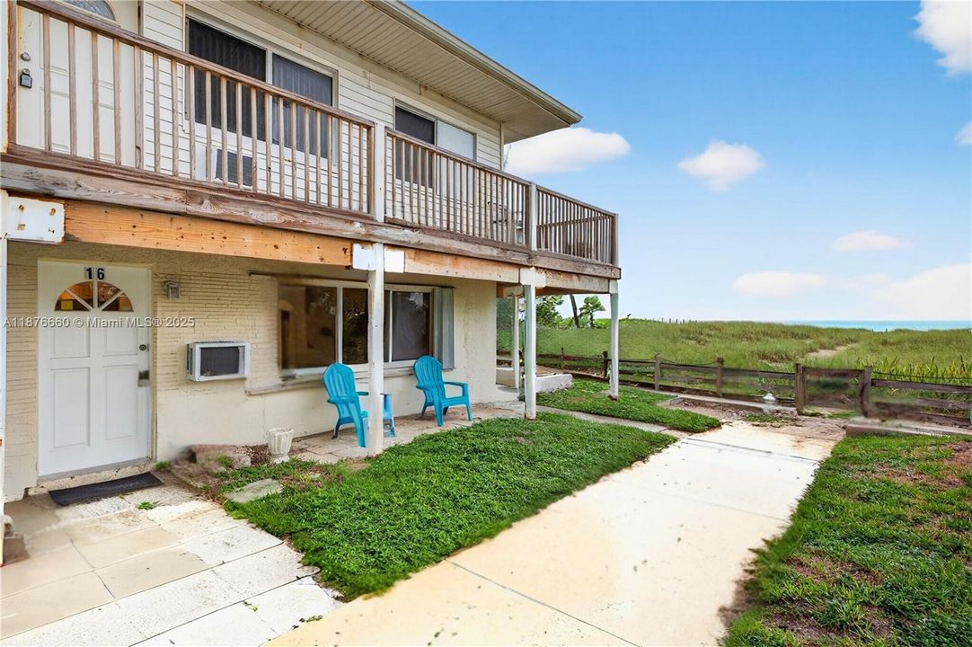 合同活跃: $2,495 (1 贝兹, 1 浴室, 554 平方英尺)