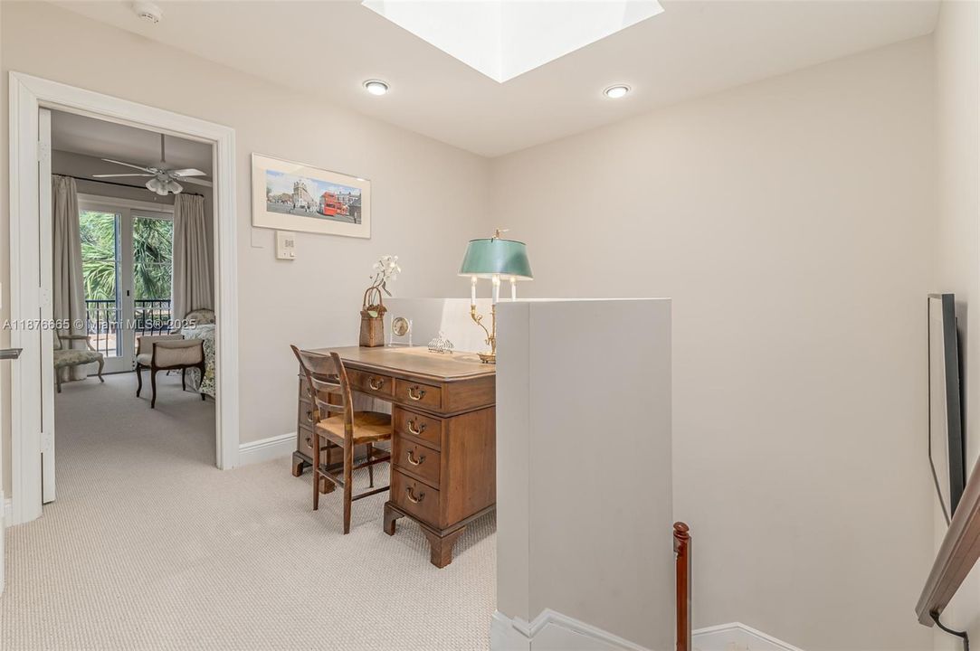 Active With Contract: $1,159,000 (3 beds, 2 baths, 2100 Square Feet)