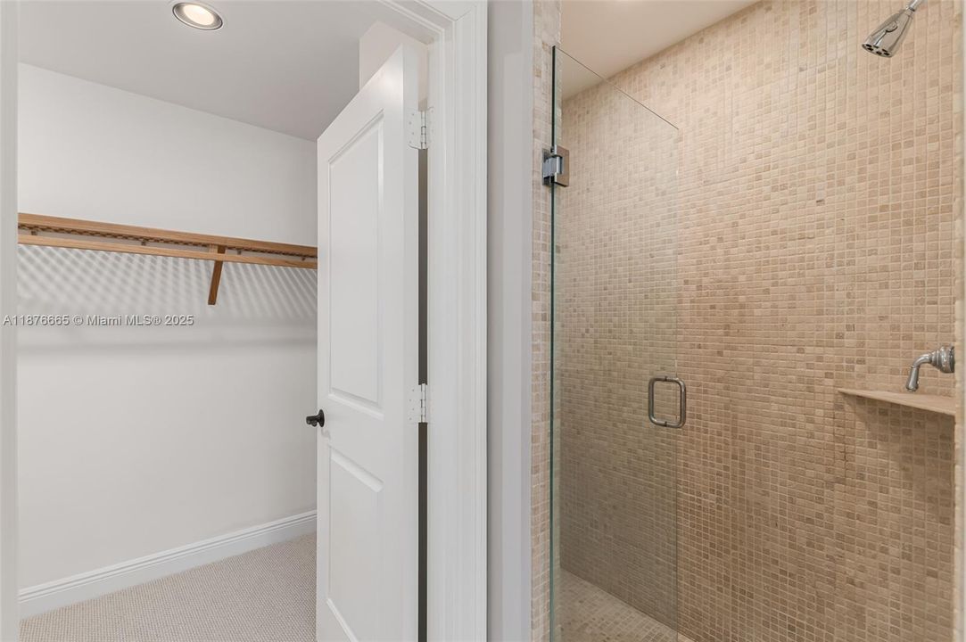 Active With Contract: $1,159,000 (3 beds, 2 baths, 2100 Square Feet)