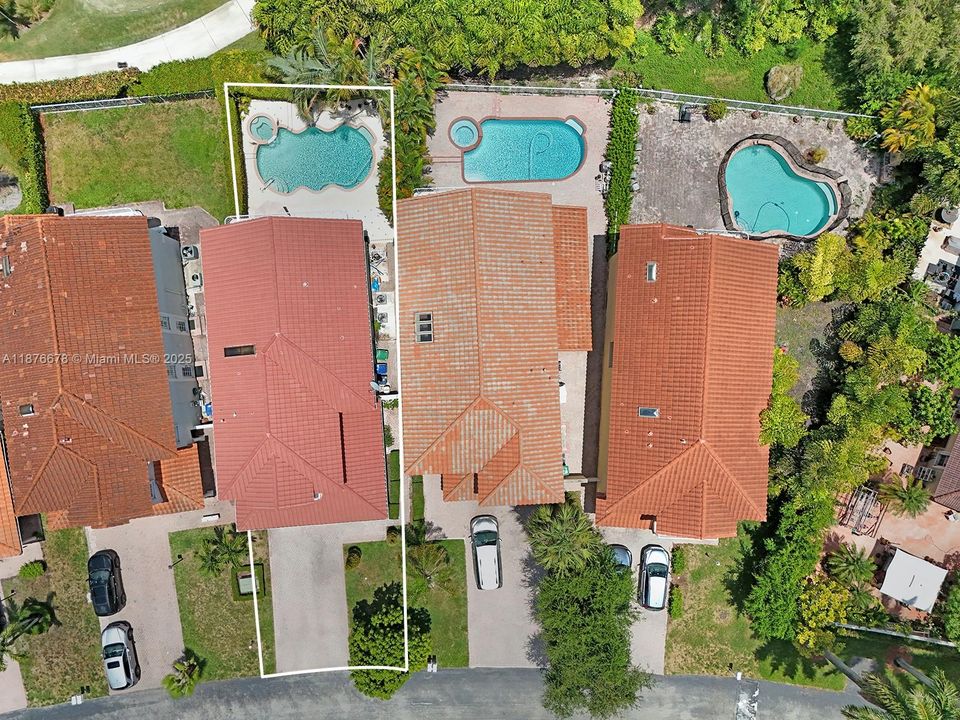 Recently Sold: $1,150,000 (4 beds, 2 baths, 2635 Square Feet)