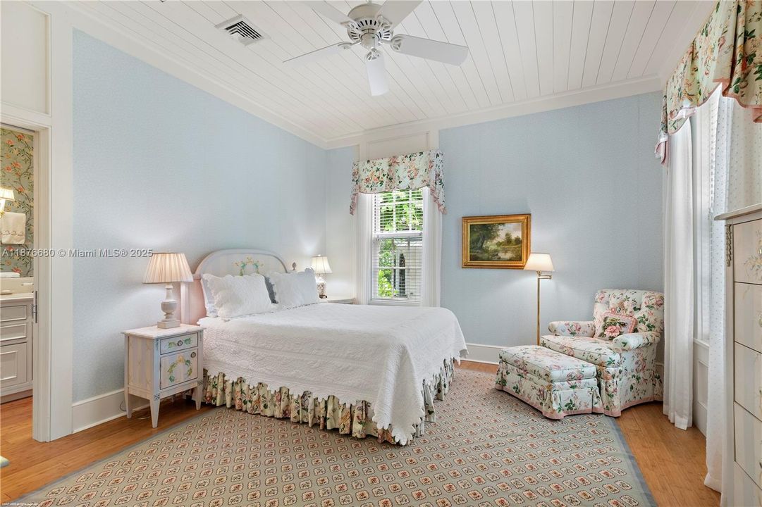 待售: $15,499,999 (4 贝兹, 4 浴室, 4123 平方英尺)