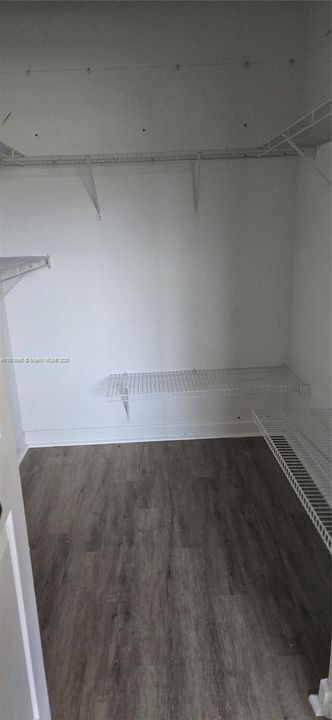 Active With Contract: $1,850 (2 beds, 2 baths, 1048 Square Feet)