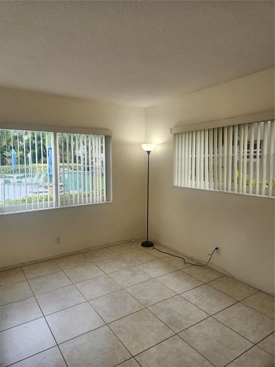 Recently Rented: $1,200 (0 beds, 1 baths, 3620 Square Feet)
