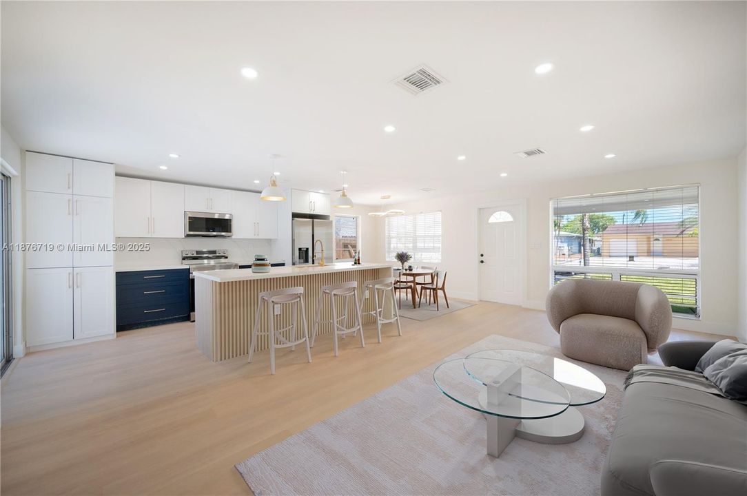 Vendido Recientemente: $500,000 (3 camas, 2 baños, 945 Pies cuadrados)