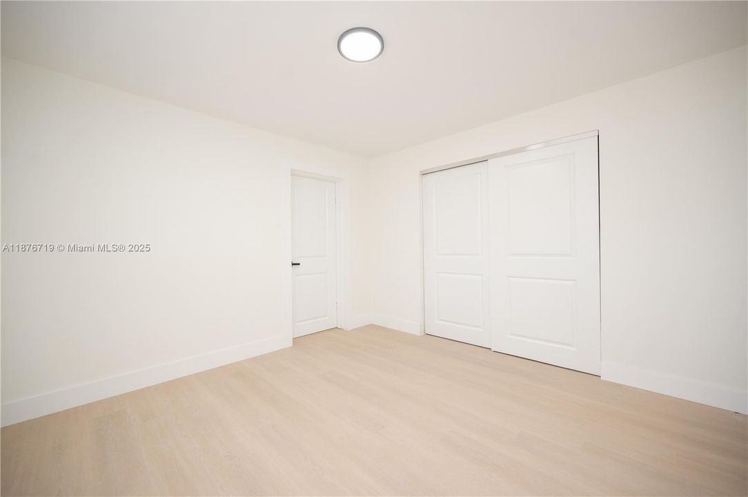 Vendido Recientemente: $500,000 (3 camas, 2 baños, 945 Pies cuadrados)