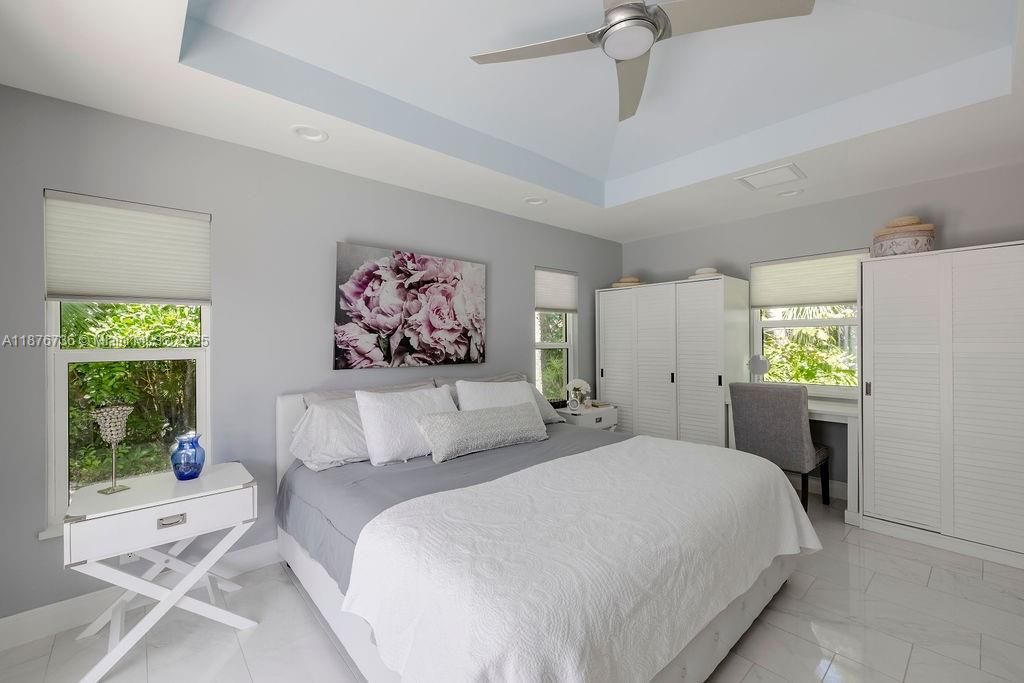 Recently Sold: $1,350,000 (4 beds, 3 baths, 2794 Square Feet)