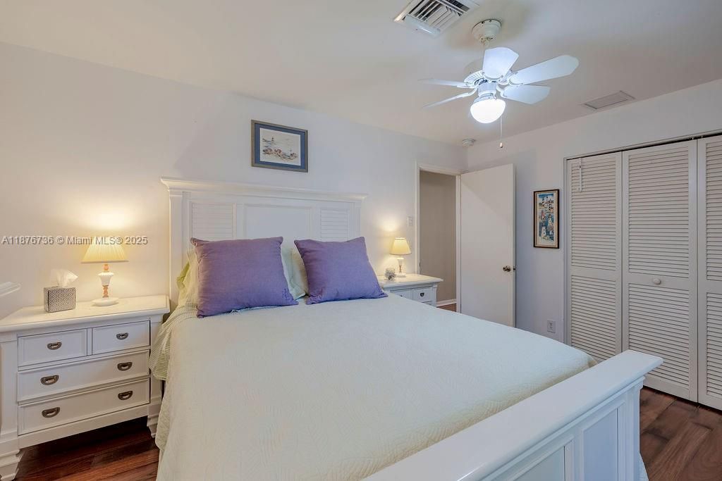 Recently Sold: $1,350,000 (4 beds, 3 baths, 2794 Square Feet)