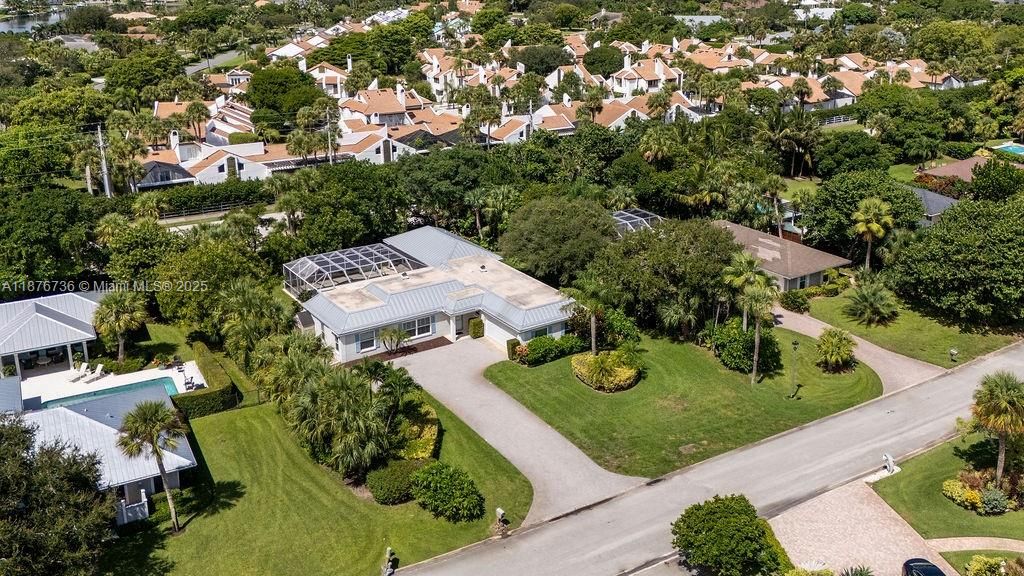 Recently Sold: $1,350,000 (4 beds, 3 baths, 2794 Square Feet)