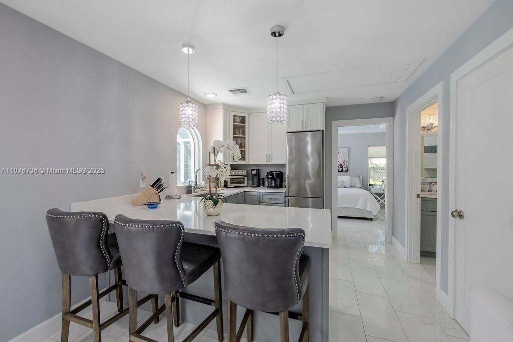 Recently Sold: $1,350,000 (4 beds, 3 baths, 2794 Square Feet)