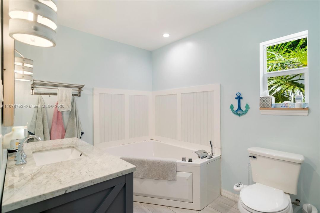 待售: $639,000 (3 贝兹, 2 浴室, 1290 平方英尺)