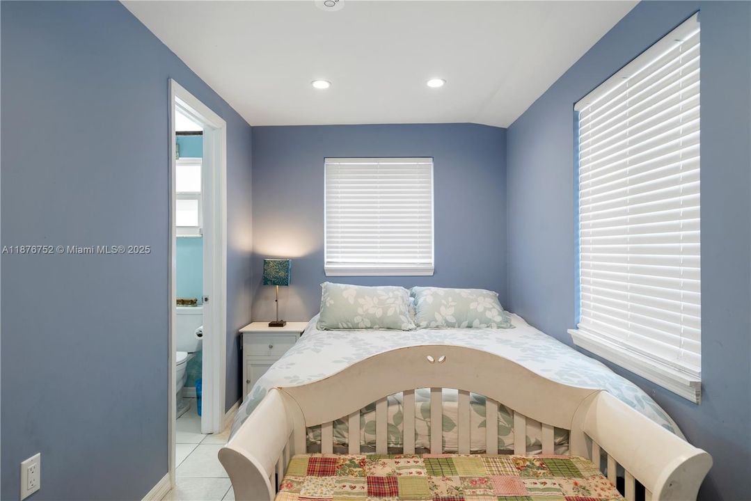 待售: $639,000 (3 贝兹, 2 浴室, 1290 平方英尺)