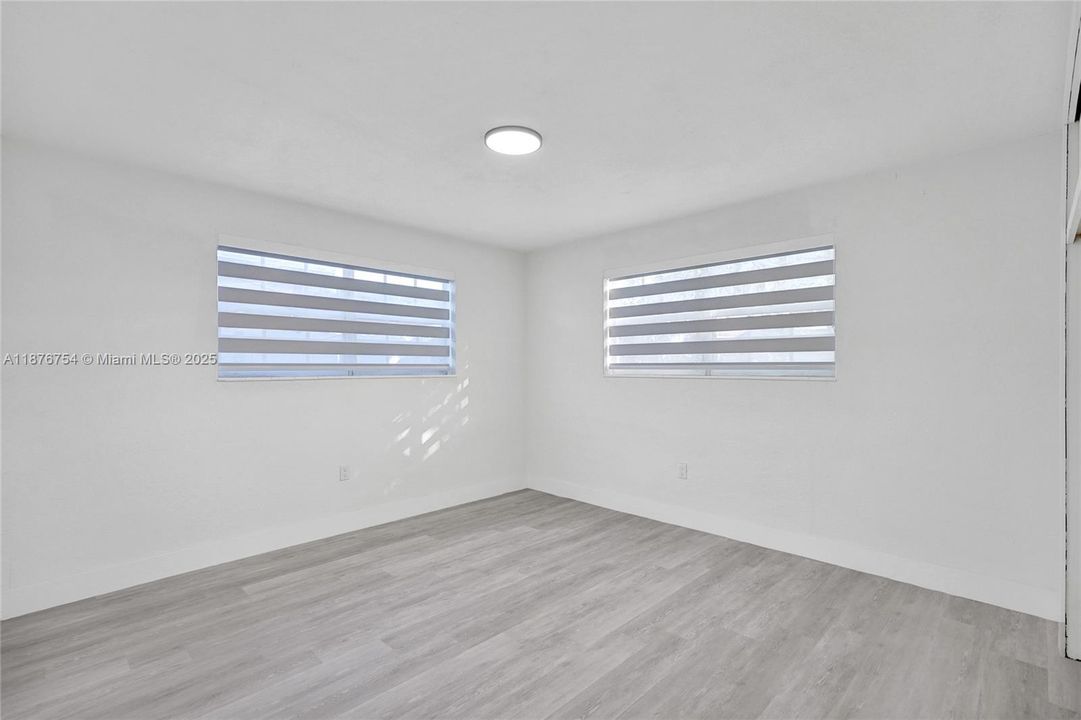 For Sale: $554,999 (4 beds, 3 baths, 2060 Square Feet)