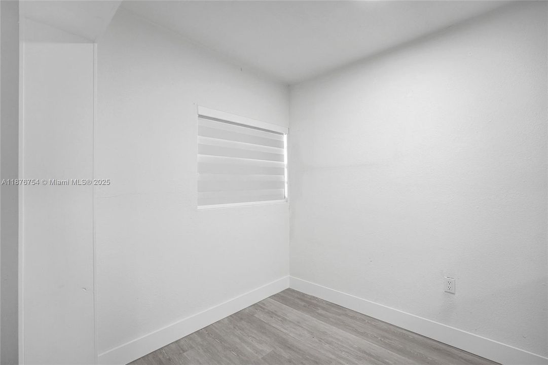 For Sale: $554,999 (4 beds, 3 baths, 2060 Square Feet)