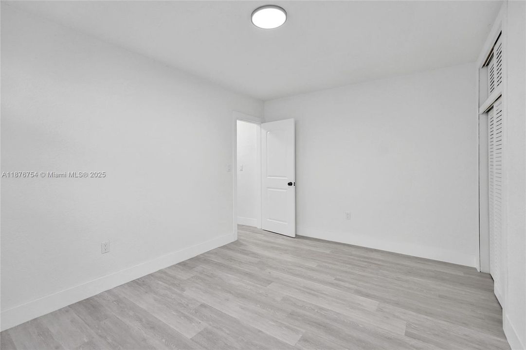 For Sale: $554,999 (4 beds, 3 baths, 2060 Square Feet)