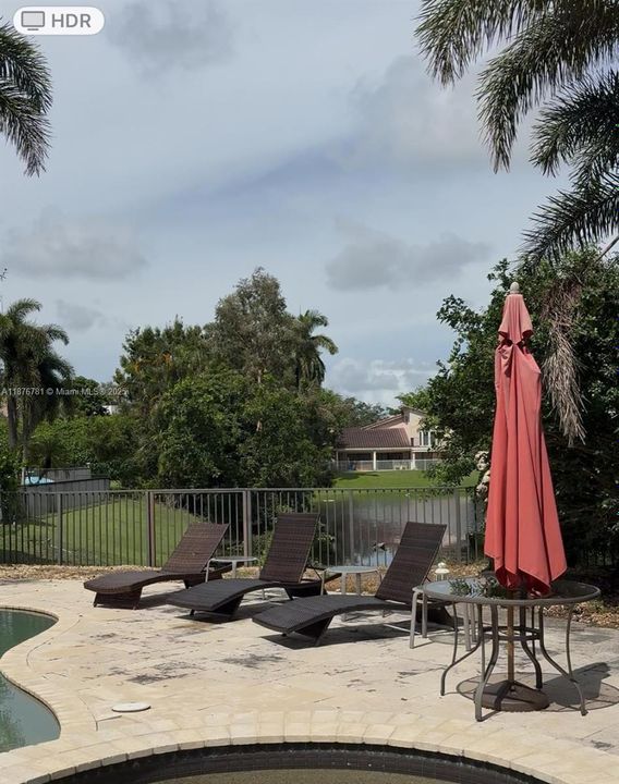 Недавно продано: $1,395,000 (4 спален, 3 ванн, 3399 Квадратных фут)