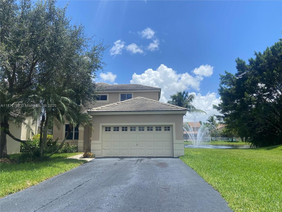 For Rent: $4,400 (3 beds, 2 baths, 1893 Square Feet)