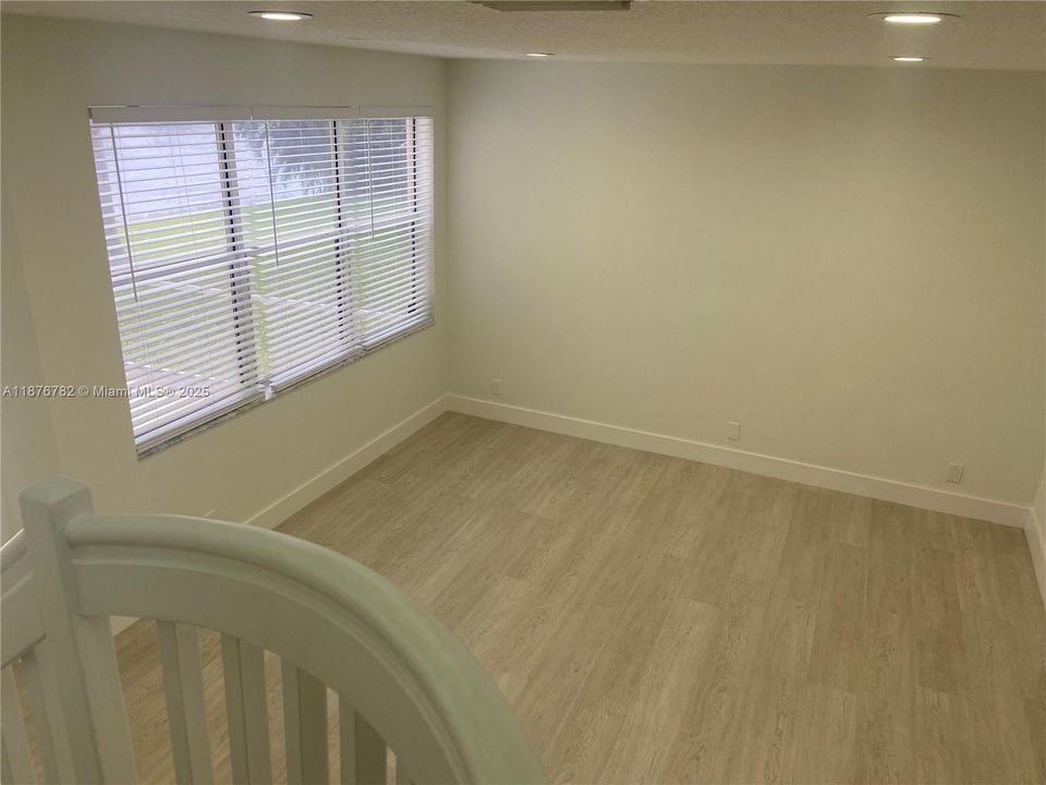 For Rent: $4,400 (3 beds, 2 baths, 1893 Square Feet)