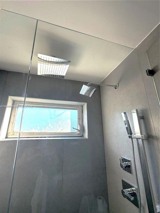 待售: $635,000 (2 贝兹, 1 浴室, 946 平方英尺)