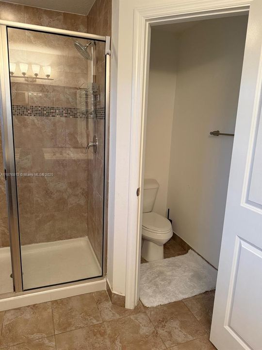 Active With Contract: $3,300 (3 beds, 2 baths, 1671 Square Feet)