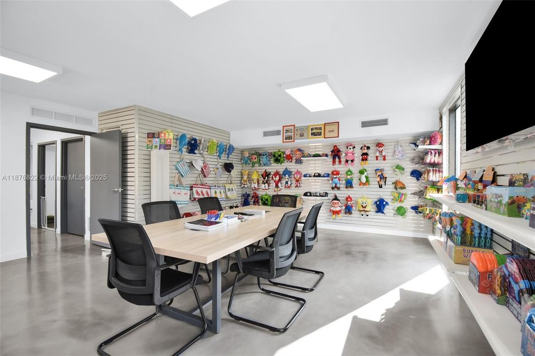 For Sale: $2,575,000 (0 beds, 0 baths, 0 Square Feet)