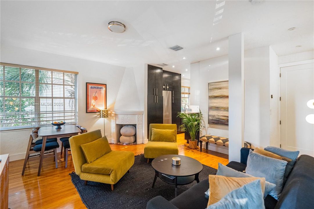 Vendido Recientemente: $515,000 (2 camas, 1 baños, 860 Pies cuadrados)
