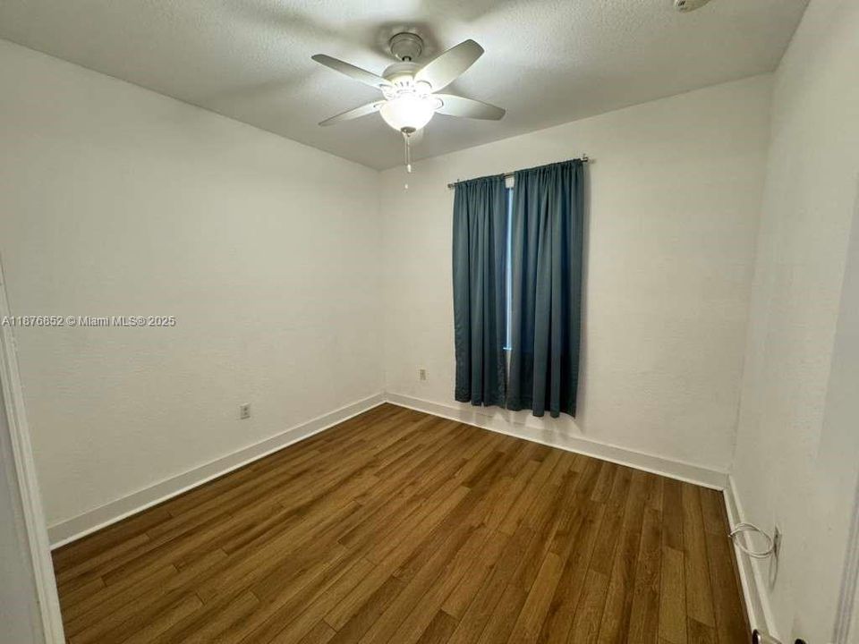 待售: $720,000 (3 贝兹, 2 浴室, 1534 平方英尺)