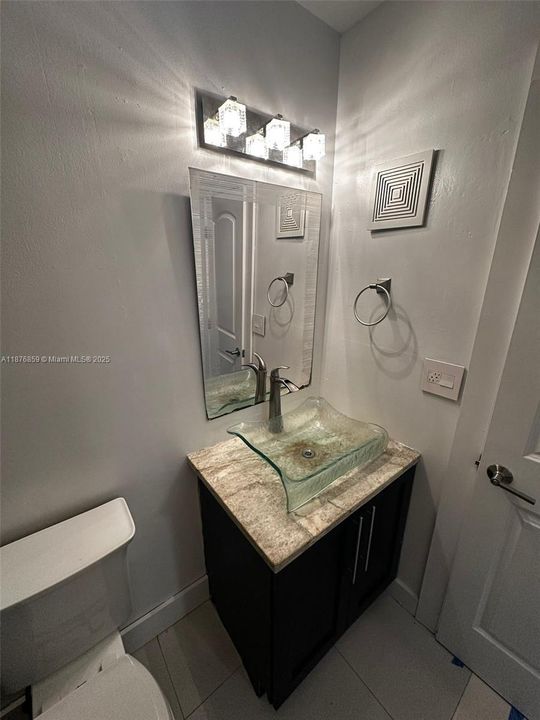 Recently Rented: $1,550 (1 beds, 1 baths, 475 Square Feet)