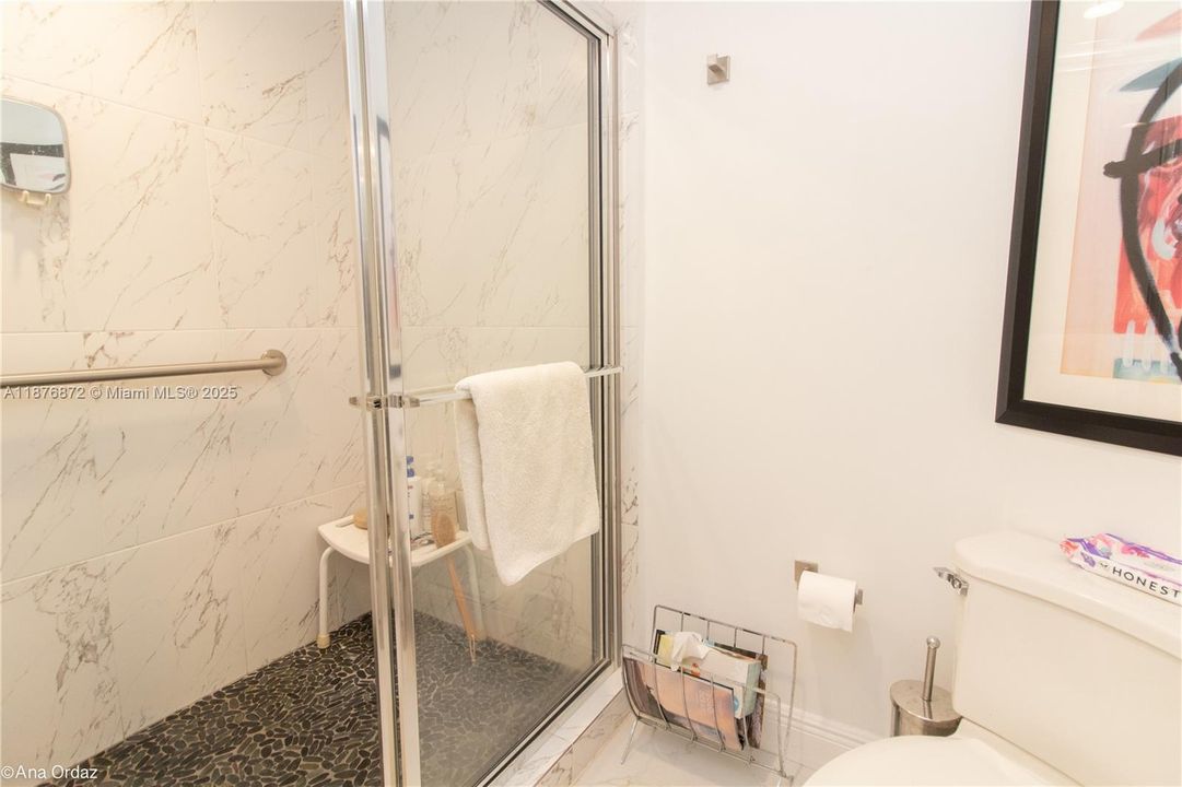 For Sale: $990,000 (2 beds, 2 baths, 1610 Square Feet)