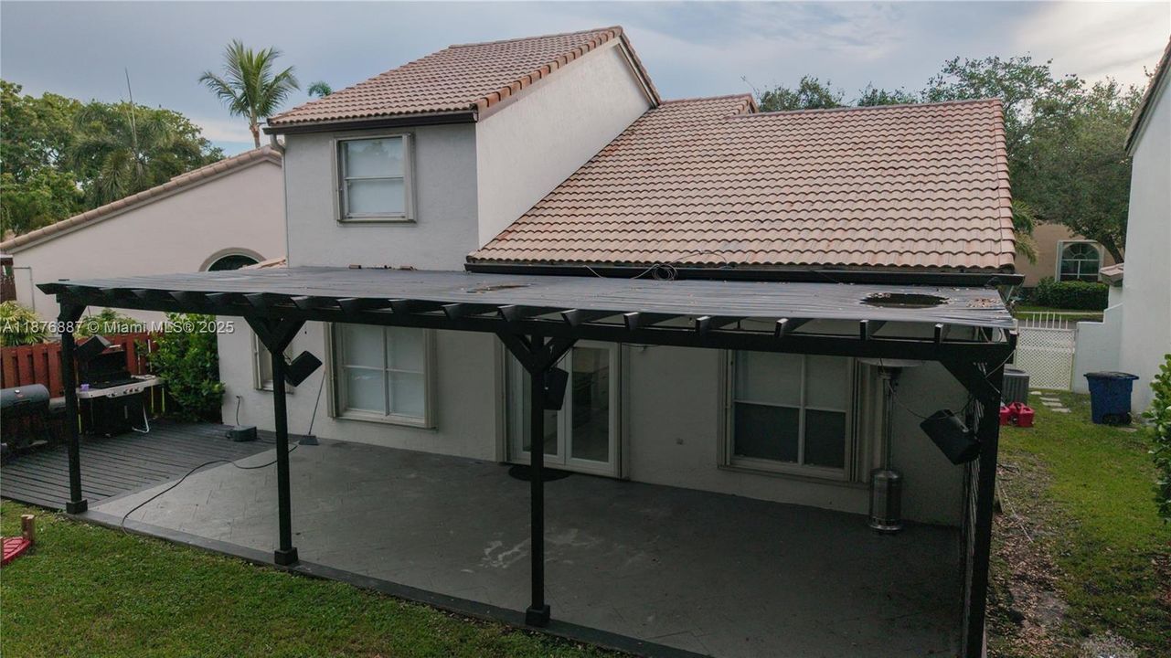 Recently Rented: $4,975 (4 beds, 2 baths, 1857 Square Feet)