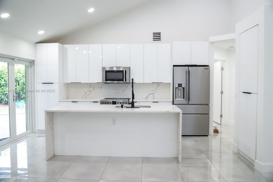 Recently Rented: $4,975 (4 beds, 2 baths, 1857 Square Feet)