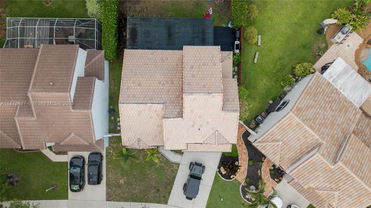 Recently Rented: $4,975 (4 beds, 2 baths, 1857 Square Feet)