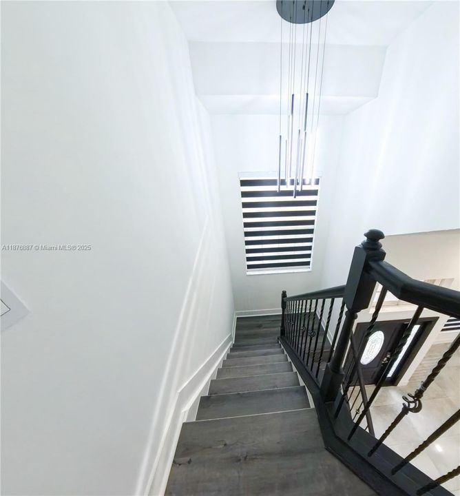 Recently Rented: $4,975 (4 beds, 2 baths, 1857 Square Feet)