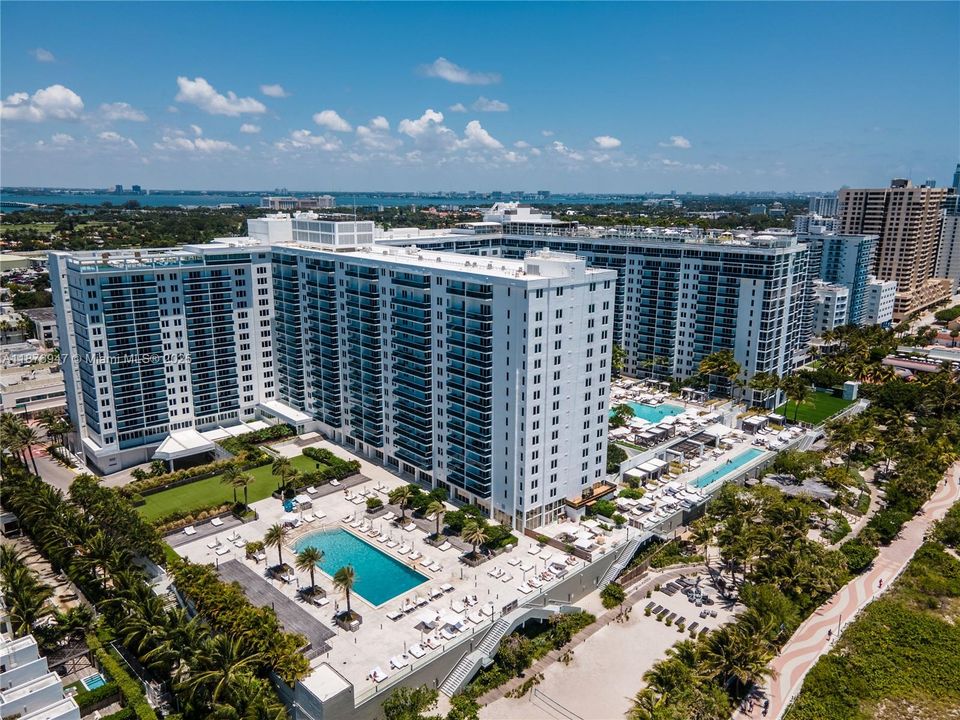 На продажу: $1,350,000 (1 спален, 1 ванн, 960 Квадратных фут)