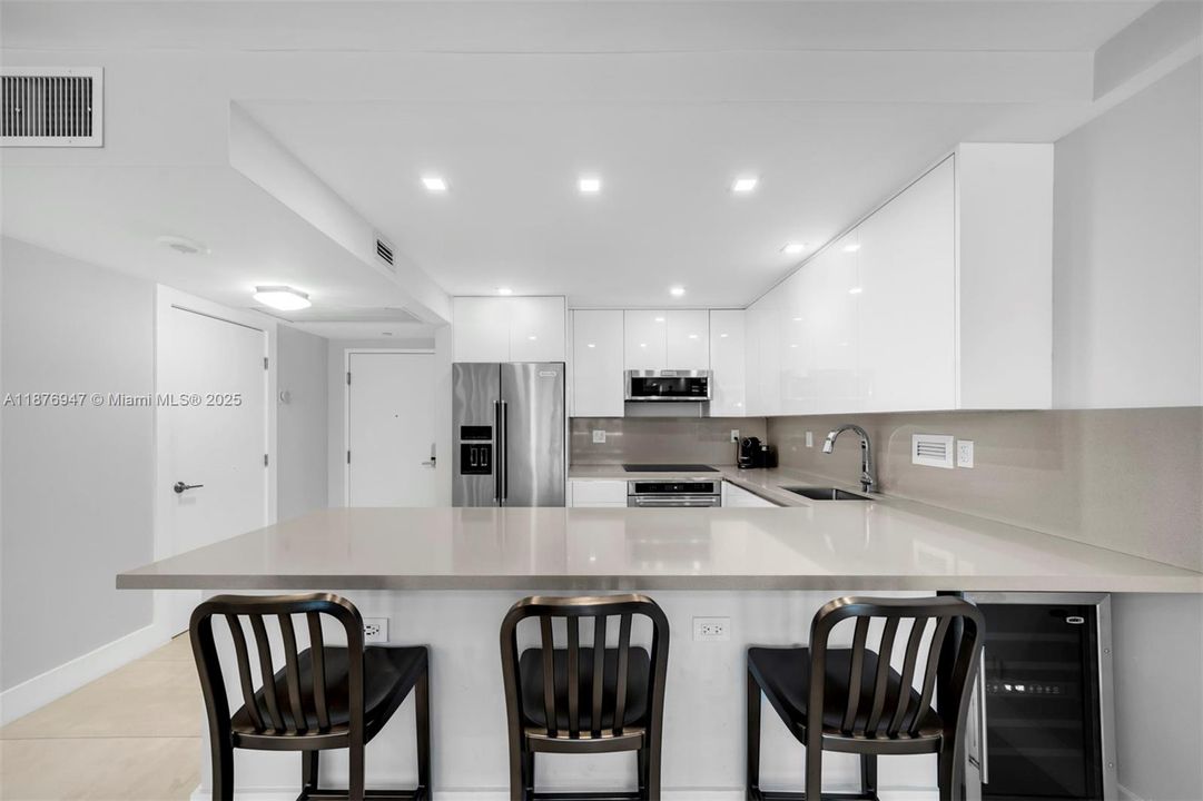 На продажу: $1,350,000 (1 спален, 1 ванн, 960 Квадратных фут)