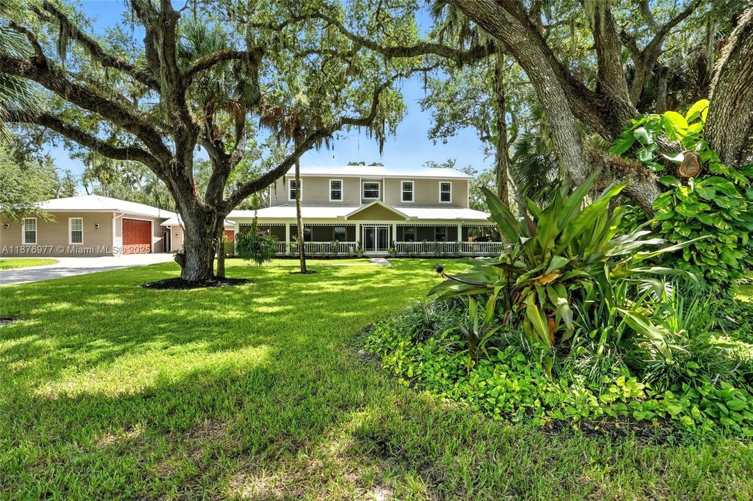 For Sale: $974,500 (5 beds, 3 baths, 4076 Square Feet)