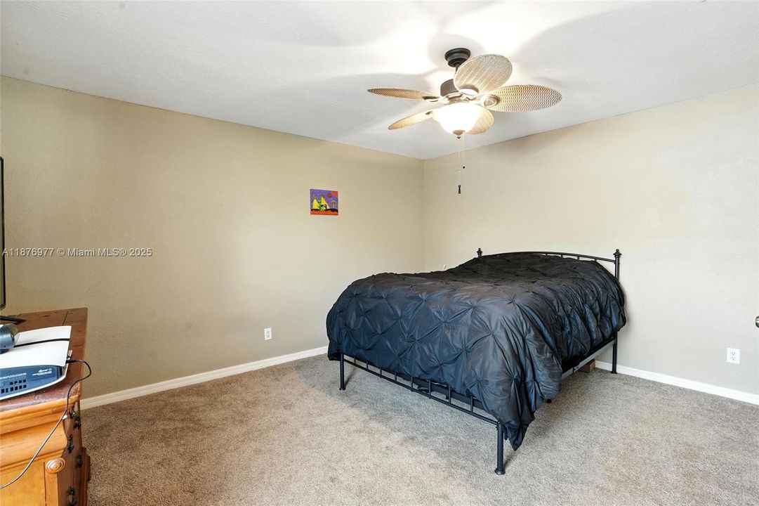 For Sale: $974,500 (5 beds, 3 baths, 4076 Square Feet)