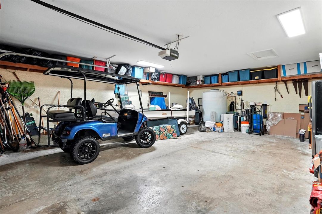 For Sale: $974,500 (5 beds, 3 baths, 4076 Square Feet)