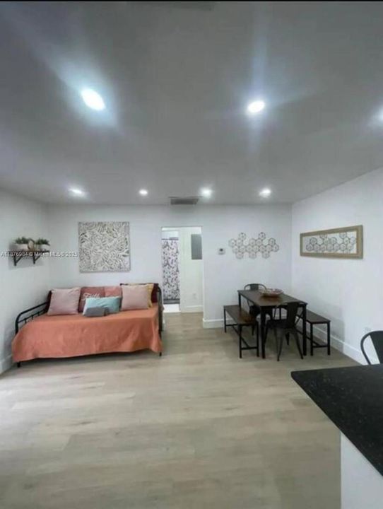 For Sale: $610,000 (0 beds, 0 baths, 1679 Square Feet)