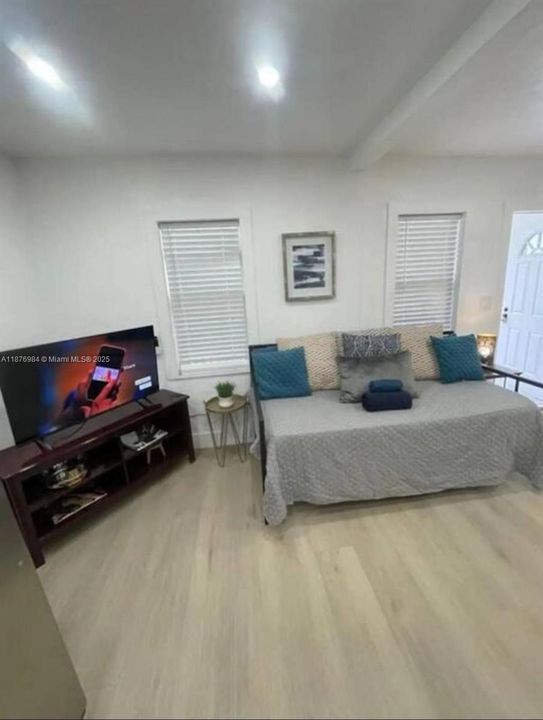 For Sale: $610,000 (0 beds, 0 baths, 1679 Square Feet)
