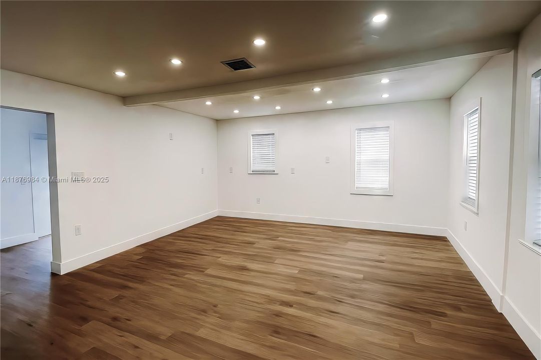 For Sale: $610,000 (0 beds, 0 baths, 1679 Square Feet)